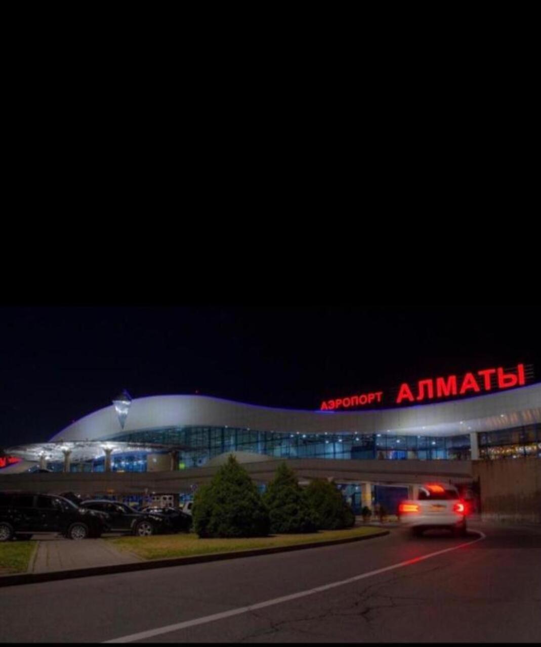 Apartment On Akhmetova 10 Almatý Exterior foto